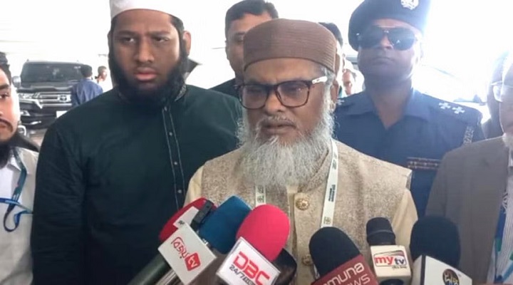 বাংলাদেশে সংখ্যালঘু ইস্যুতে ট্রাম্পের মন্তব্য বিব্রতকর: ধর্ম উপদেষ্টা
