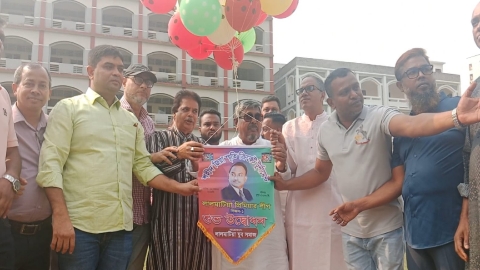 মোহাম্মদপুরে শহীদ জিয়া ক্রিকেট টুর্নামেন্টের উদ্বোধন 