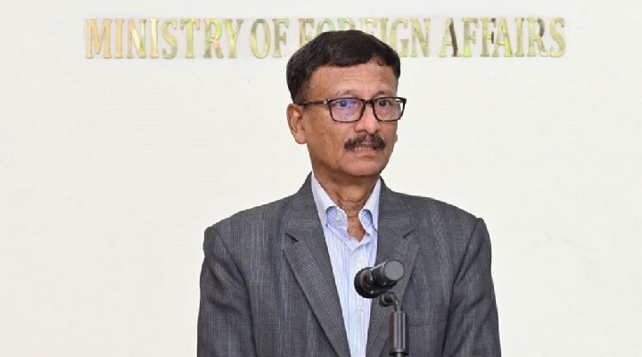 শেখ হাসিনার প্রত্যর্পণ নিয়ে চিঠির জবাব এখনো দেয়নি দিল্লি: পররাষ্ট্র উপদেষ্টা