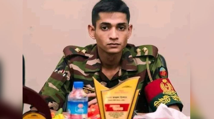 সেনা কর্মকর্তা লেফটেন্যান্ট মো. তানজিম সারোয়ার । ছবি: প্রতিনিধি