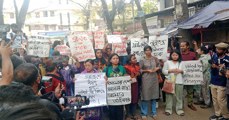 ছবি : খোলা কাগজ