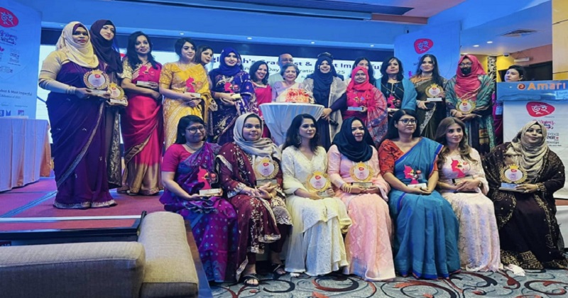 পপ অব কালার অনন্যা সম্মাননা পেলেন নিশীতা মিতু 