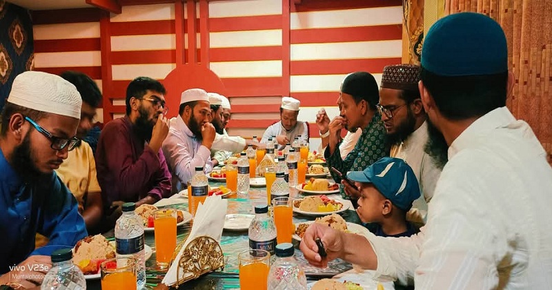 ছবি: খোলা কাগজ