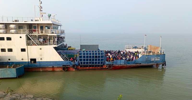 ছবি : খোলা কাগজ