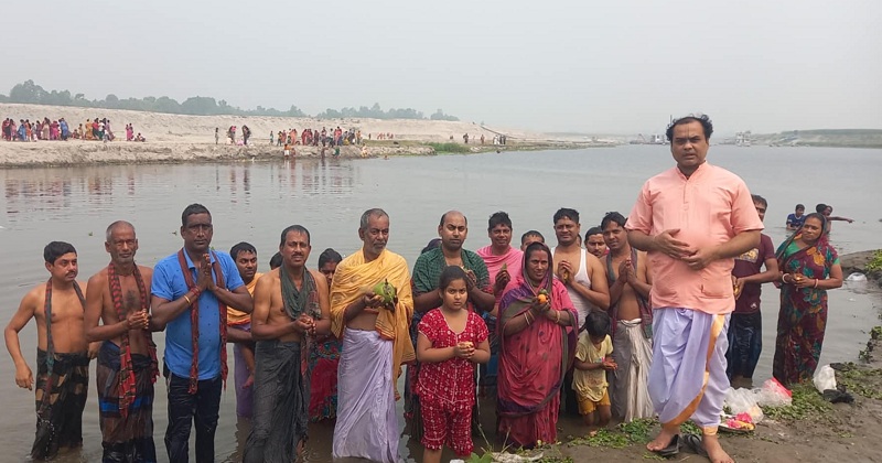 ছবি: খোলা কাগজ