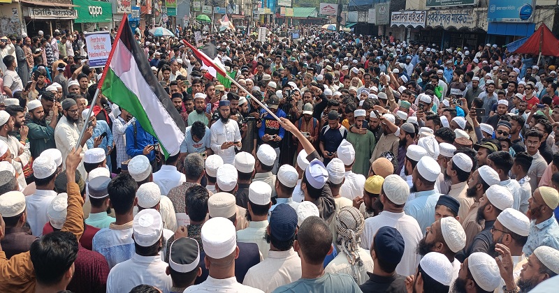 ছবি: খোলা কাগজ