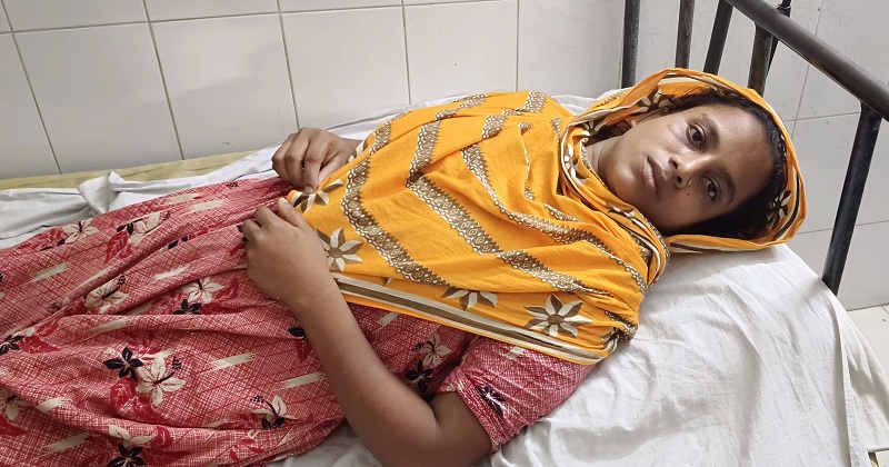 ছবি: খোলা কাগজ