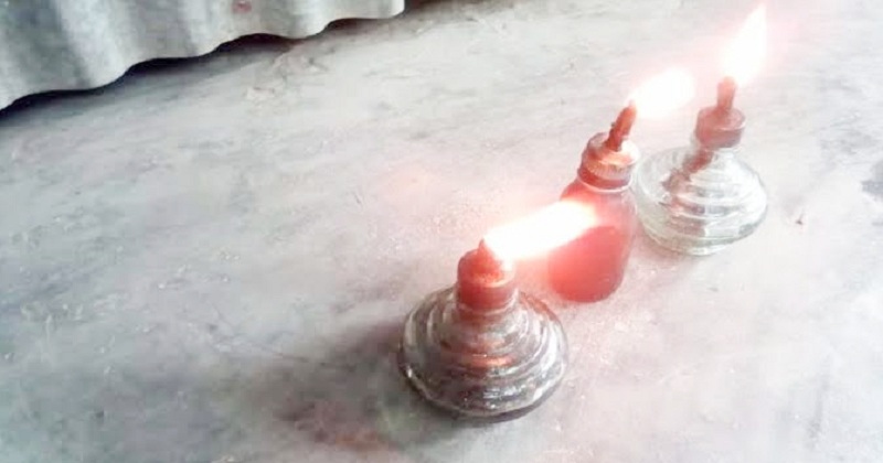 ছবি: খোলা কাগজ