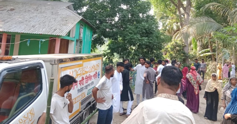 ৫ মাস পর লিবিয়া থেকে লাশ হয়ে বাড়ি ফিরলেন শিবচরের রিফাত