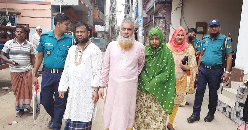গাজীপুরে চোর সন্দেহে ব্যবসায়ীকে পিটিয়ে হত্যা, গ্রেফতার ৩