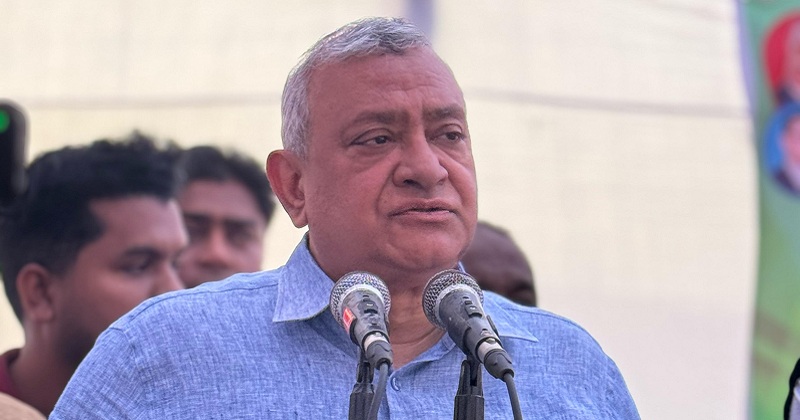 ছবি: খোলা কাগজ