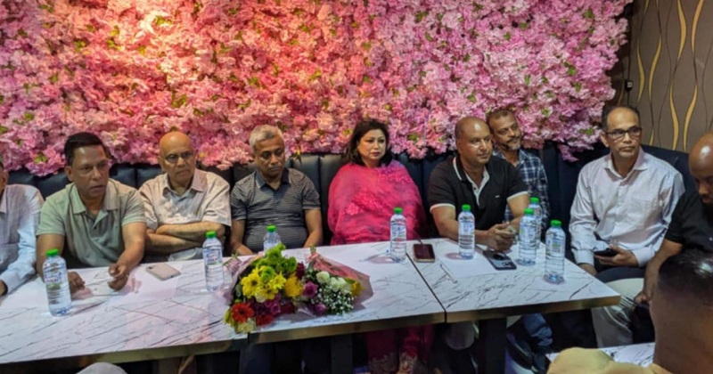 অনিন্দ্য ইসলাম অমিতের যুক্তরাজ্যে নেতাকর্মীদের সঙ্গে মতবিনিময়।