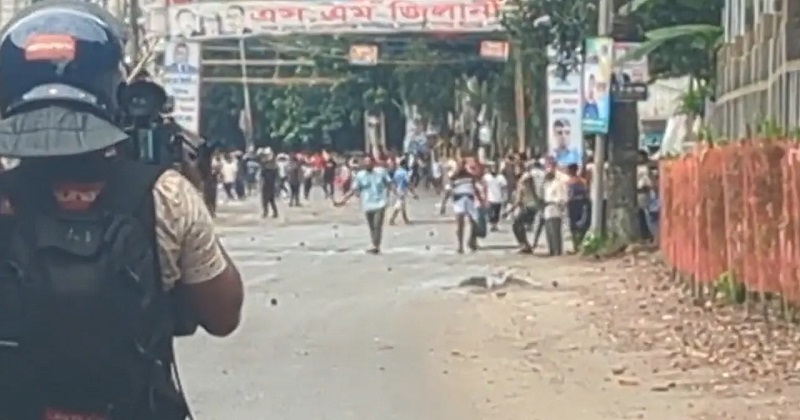 গোপালগঞ্জে সমাবেশ শেষে এনসিপির গাড়িবহরে আবারো হামলা