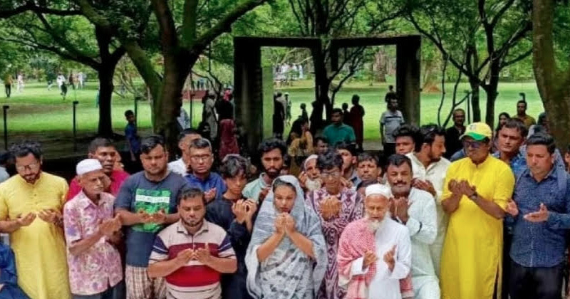 নুহাশপল্লীতে হুমায়ূন আহমেদের মৃত্যুবার্ষিকী পালন। ছবি : প্রতিনিধি