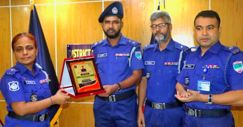 মাগুরা জেলার শ্রেষ্ঠ এসআই নির্বাচিত হলেন হাফিজুর রহমান