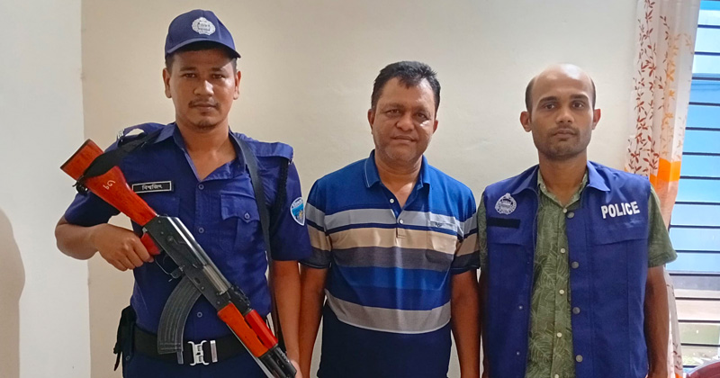হাতিয়ায় আ.লীগ সভাপতি ও সাবেক কাউন্সিলর গ্রেফতার