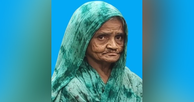 বৃদ্ধা আনোয়ারা। ছবি : প্রতিনিধি