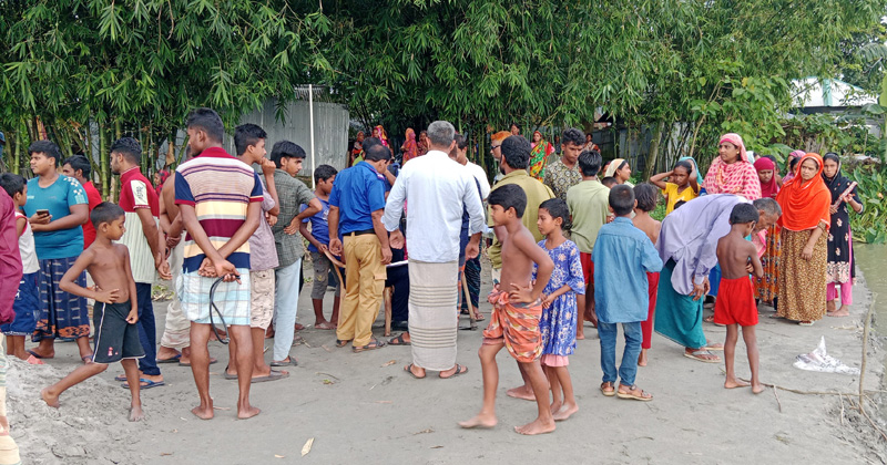 তিস্তা নদীর বুকে ভেসে আসা নবজাতকের লাশ উদ্ধার