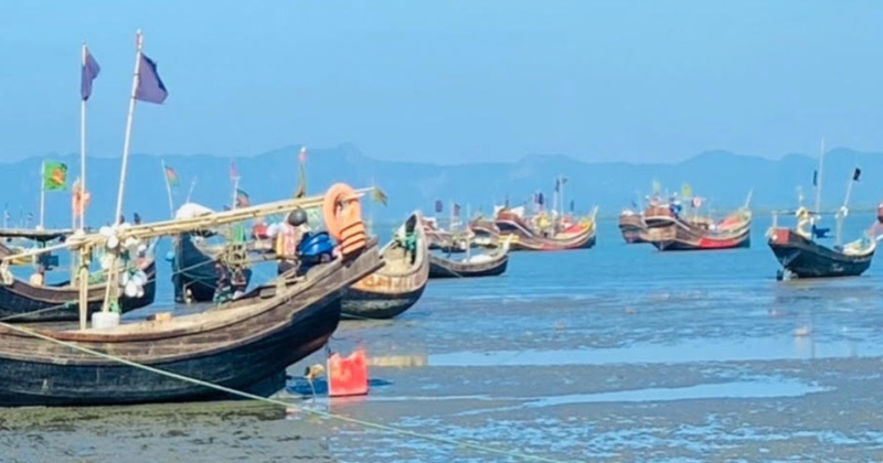 ছবি : খোলা কাগজ