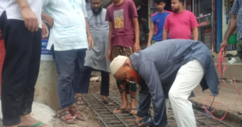 মির্জাপুরে জামায়াতের নিজস্ব অর্থায়নে রাস্তা সংস্কার