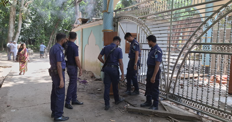 গোয়ালন্দে পুলিশের ওপর হামলা, ৩৫০০ জনের বিরুদ্ধে মামলা