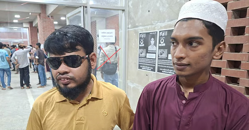 জীবনের প্রথম ভোট দিলেন দৃষ্টিপ্রতিবন্ধী আইয়ুব আলী, জানালেন অভিজ্ঞতা