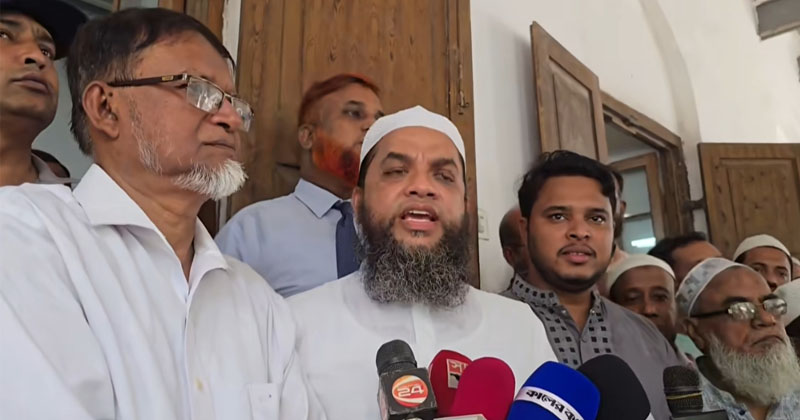 কালীগঞ্জে মুফতি নাসিরের বিরুদ্ধে বিক্ষোভ, অবাঞ্ছিত ঘোষণা