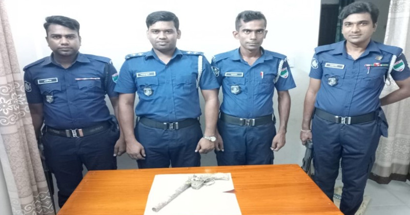 কুষ্টিয়ায় পরিত্যক্ত অবস্থায় শুটার গান উদ্ধার