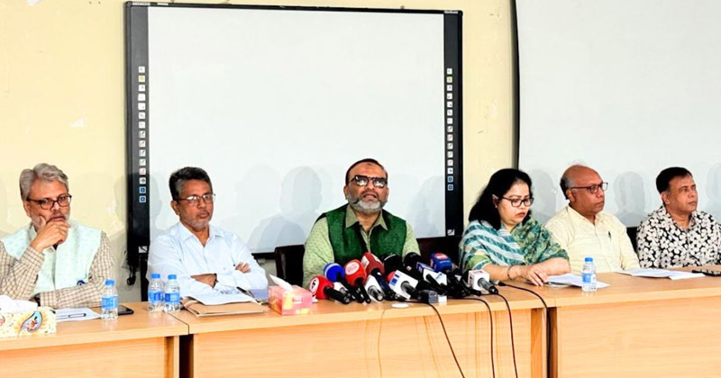 ডাকসুর ব্যালট ছাপা হয়েছিল নীলক্ষেতে, স্বীকার করলেন উপাচার্য
