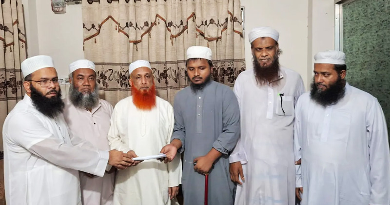 কায়কোবাদের পক্ষ থেকে চিকিৎসা সহায়তায় নগদ অর্থ প্রদান