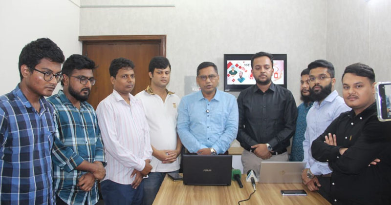 ছবি : খোলা কাগজ