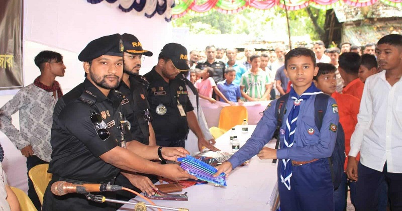 মাদকের বিরুদ্ধে রুখে দাঁড়ান, যুব সমাজকে বাঁচান