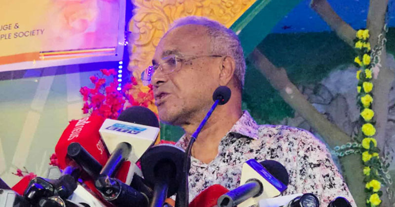 ছবি : খোলা কাগজ