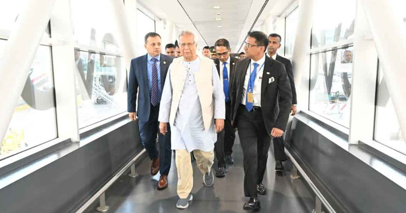 রোমে পৌঁছেছেন প্রধান উপদেষ্টা