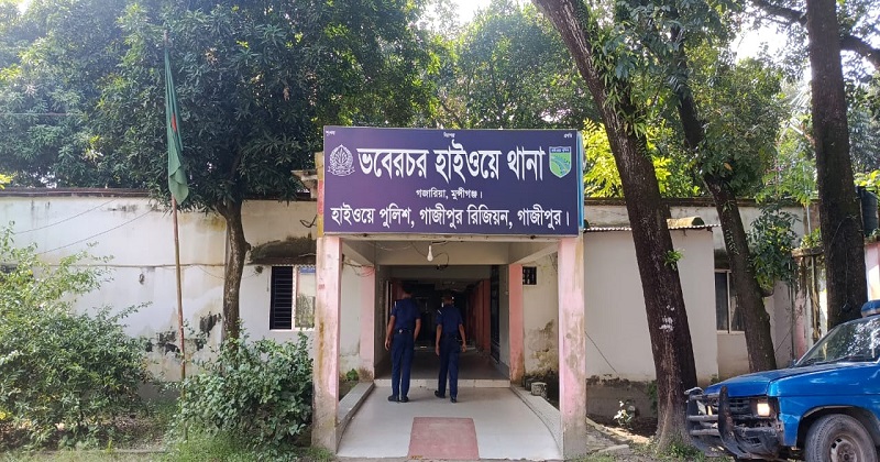 অসুস্থ নাতনিকে দেখতে এসে লাশ হলেন নানা-নানি