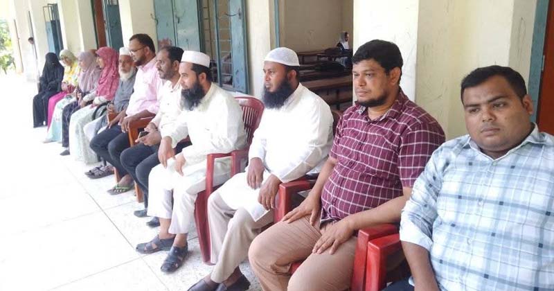 শিবচরে এমপিওভুক্ত শিক্ষা প্রতিষ্ঠানে কর্মবিরতি পালন