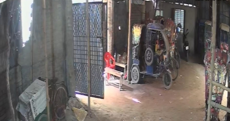 মোহাম্মদপুরে শ্রমিক দল নেতা ফিরোজের বিরুদ্ধে হামলা ও লুটপাটের অভিযোগ