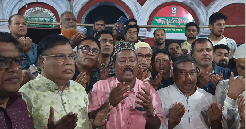 খালেদা জিয়াকে দিনাজপুর-৩ আসনে প্রার্থী ঘোষণা করায় নেতাকর্মীদের উল্লাস 