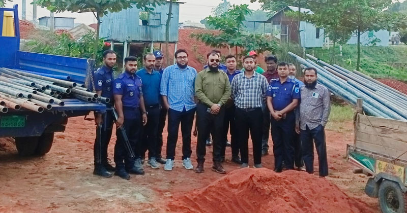 ছবি : খোলা কাগজ