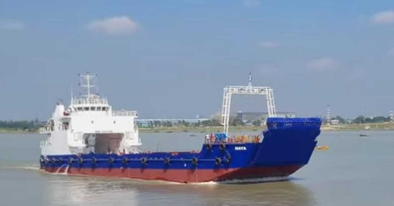 বাংলাদেশে তৈরি তিন ল্যান্ডিং ক্রাফট যাচ্ছে আরব আমিরাতে