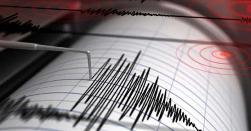 রাজধানীতে ভূমিকম্পে ভবনের রেলিং ধসে নিহত ৩ পথচারী