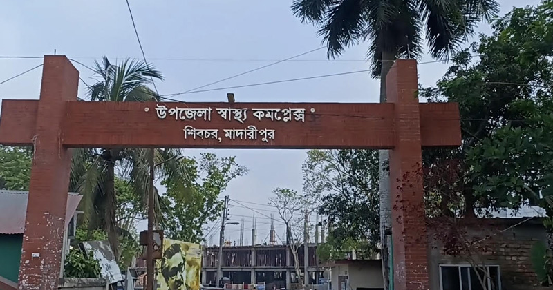 শিবচরে গাছের সাথে মোটরসাইকেলের ধাক্কা, নিহত ১