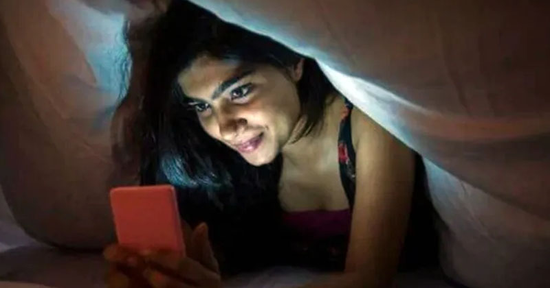 বিয়ের আগে মেয়েরা ইন্টারনেটে যা যা খোঁজেন