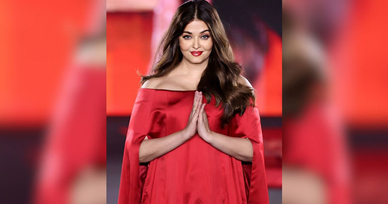 দয়া করে পোশাকের দোষ দেবেন না : ঐশ্বরিয়া