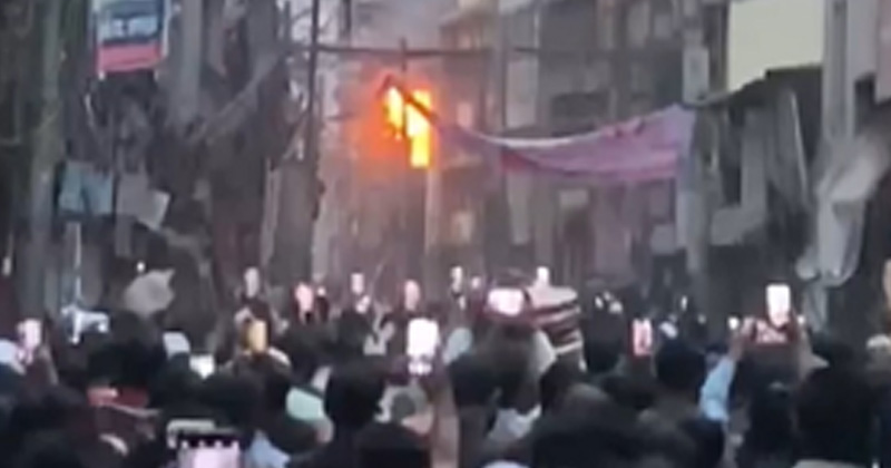 চকবাজারের আবাসিক ভবনে আগুন