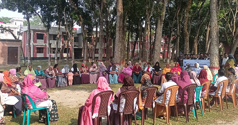 সুন্দরগঞ্জে নিয়োগবিধি বাস্তবায়নের দাবিতে কর্মবিরতি