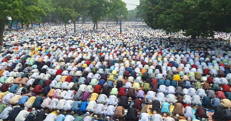 ঐতিহাসিক শোলাকিয়া ময়দানে ছয় লাখের বেশি মুসল্লির ঢল