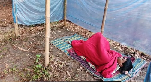 ছবি : খোলা কাগজ