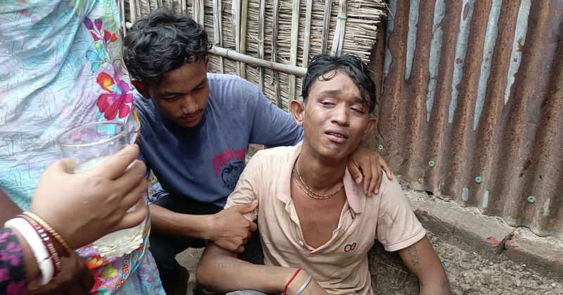 সাপের কামড়ে মৃত স্বজনদের আহাজারি