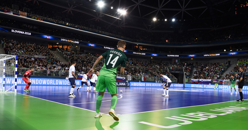 ফুটসাল খেলা